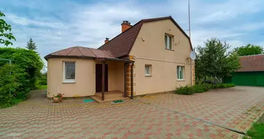 Casa en Astromicki sielski Saviet, Belarús