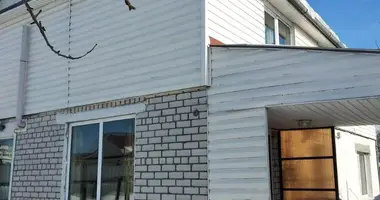 Casa en Byerazino, Belarús