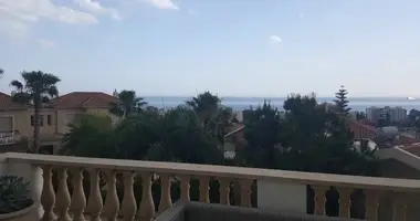 Wohnung 6 Schlafzimmer in Agios Tychonas, Zypern