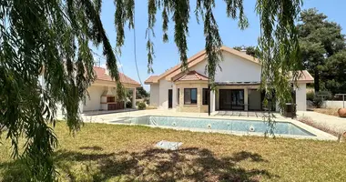 4 bedroom apartment in Kellaki, Cyprus