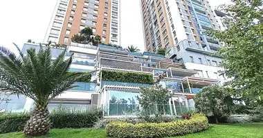 Wohnung 5 zimmer in Eyupsultan, Türkei