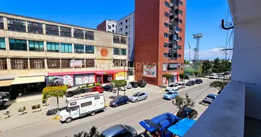 Квартира 3 комнаты в Дуррес, Албания