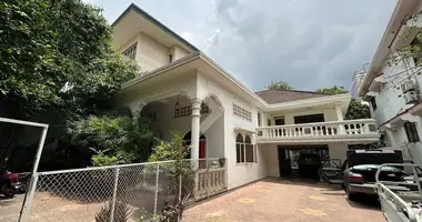 Casa en Sangkat Chroy Changvar, Camboya