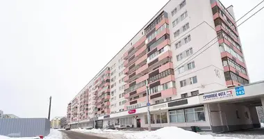 Apartamento 4 habitaciones en Minsk, Belarús