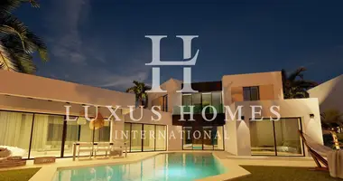 Вилла 5 комнат в Эстепона, Испания