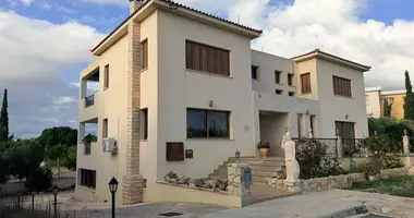6 bedroom villa in Paphos Municipality, Cyprus