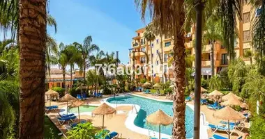 3 bedroom apartment in San Pedro Alcantara, Spain