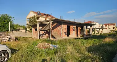 Dom w Bashkia Durres, Albania