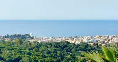 Участок земли в Льорет-де-Мар, Испания