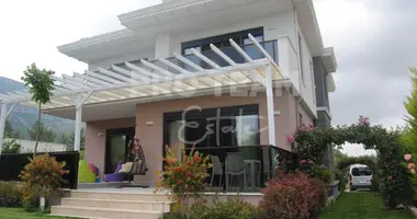 Villa 5 bedrooms in Dosemealti, Turkey