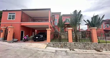 Dom 3 pokoi w Pong, Tajlandia