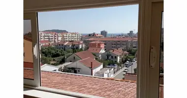 Mieszkanie 3 pokoi w Budva, Czarnogóra