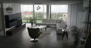 Villa 5 chambres dans Agios Amvrosios, Chypre du Nord