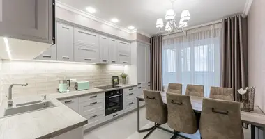 Apartamento 3 habitaciones en Minsk, Belarús