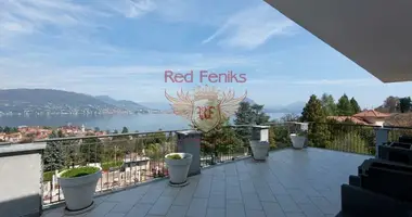 Apartamento 4 habitaciones en Baveno, Italia