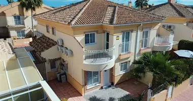 Adosado Adosado 4 habitaciones en Urbanizacion Dona Pepa, Španjolska