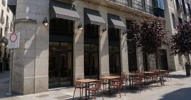 Gewerbefläche 300 m² in Madrid, Spanien