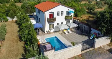 Hotel 260 m² in Grad Pula, Croatia