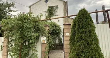 Haus 3 zimmer in Nerubajske, Ukraine