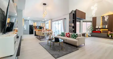 Maison 4 chambres dans Huai Yai, Thaïlande