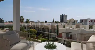 Appartement 2 chambres dans Koinoteta Agiou Tychona, Chypre