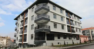 Apartamento 4 habitaciones en Kecioren, Turquía
