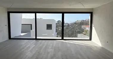 Dom 3 pokoi w Funchal, Portugalia