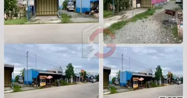 Участок земли в Sangkat Ponhea Pon, Камбоджа