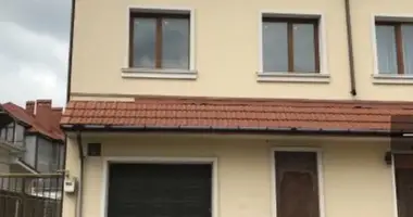 Dom 4 pokoi w Lymanka, Ukraina