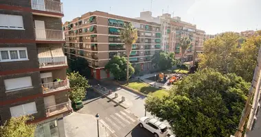 Apartamento 4 habitaciones en Valencia, Španjolska