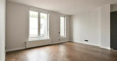 Wohnung 3 zimmer in Riga, Lettland