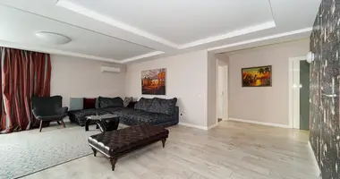 Квартира 4 комнаты в Минск, Беларусь