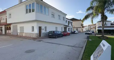 Villa 5 bedrooms in Fuente Palmera, Spain