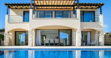 5 bedroom house in Kouklia, Cyprus