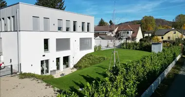 Haus 5 zimmer in Langenzersdorf, Österreich