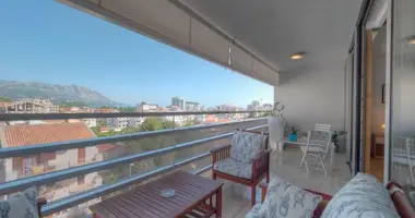 Apartamento 2 habitaciones en Budva, Montenegro