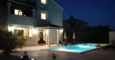 Villa 8 bedrooms in Grad Porec, Croatia