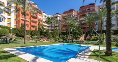 Mieszkanie 2 pokoi w Estepona, Hiszpania