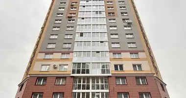 Wohnung 3 zimmer in Minsk, Belarus