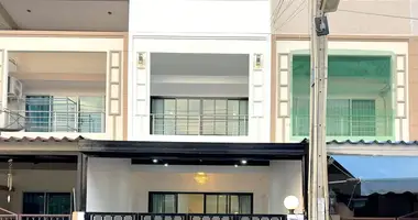 Townhouse 2 bedrooms in Nong Prue, Thailand