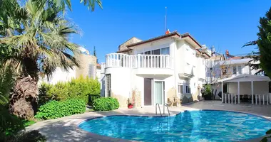 Вилла 4 комнаты в Серик, Турция