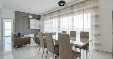 Mieszkanie 3 pokoi w Limassol District, Cypr