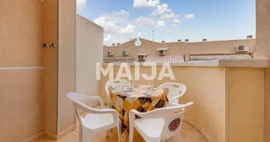 Mieszkanie 3 pokoi w Torrevieja, Hiszpania