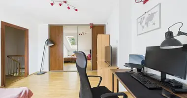 Apartamento 3 habitaciones en Varsovia, Polonia