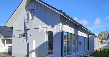 Dom 3 pokoi w Helsinki sub region, Finlandia