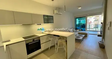 Apartamento 2 habitaciones en Becici, Montenegro