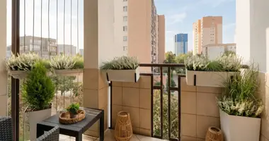 Квартира 3 комнаты в Варшава, Польша