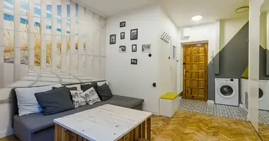 Mieszkanie 1 pokój w Warszawa, Polska