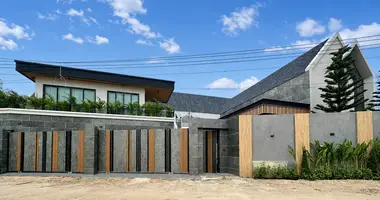4 bedroom house in Huai Yai, Thailand
