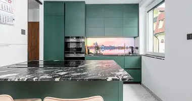 Apartamento 4 habitaciones en Varsovia, Polonia